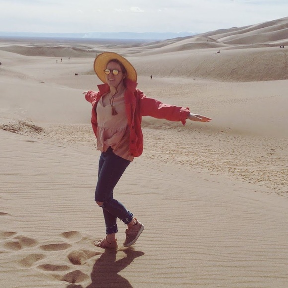 Meet your Posher, Amanda - Picture 1 of 1